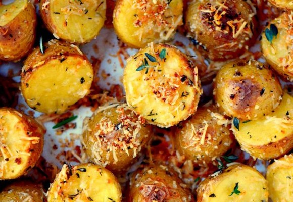 cartofi la cuptor cartofi la cuptor